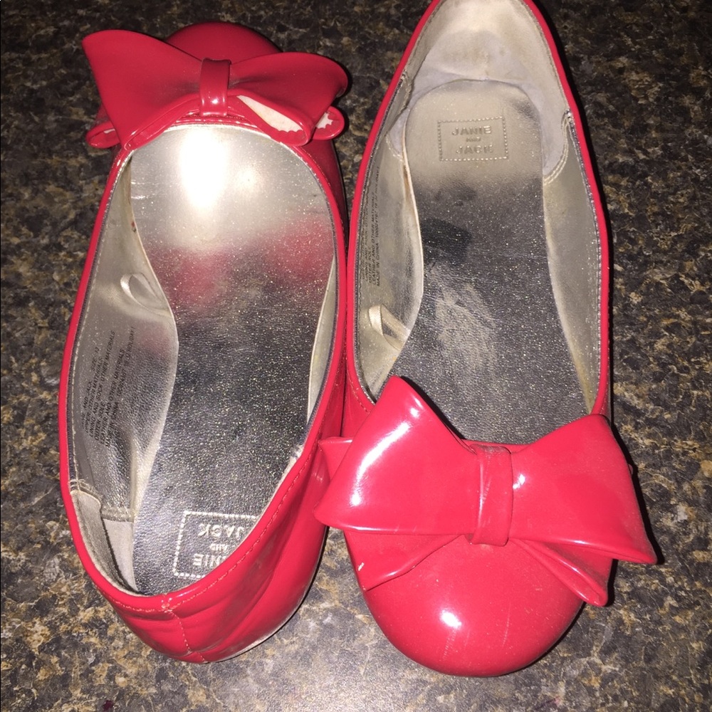 Little girls patent red flats